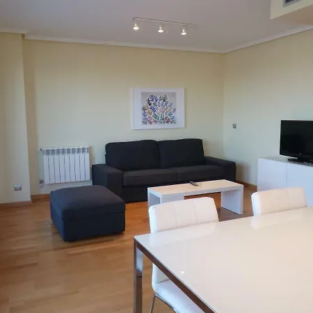 Apartment Oceanografic Apartment. Parking. Wi-fi